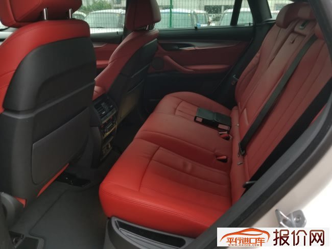 2018款宝马X6M加规版 经典跨界SUV现车惠满津城