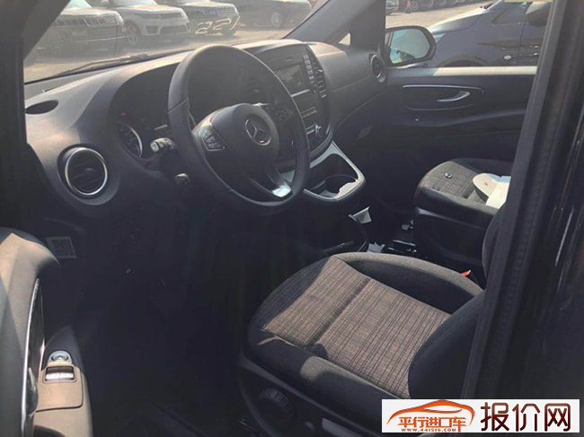 18款奔驰METRIS美规版 金属漆舒适包电动门现车38.5万