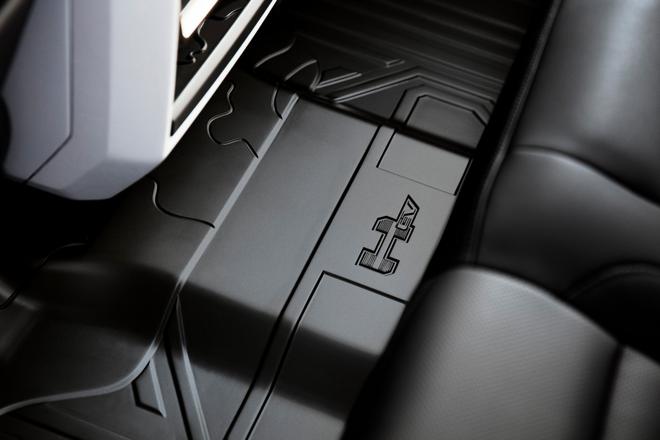 全新GMC悍马电动皮卡正式发布 续航563公里约53.2万起售