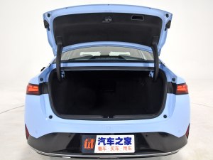 小鹏P5售价16.27万元起 欢迎试乘试驾