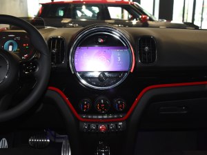 JCW COUNTRYMAN平价销售42.18万元起 