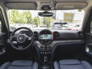 MINI COUNTRYMAN售价24.98万起 可试驾