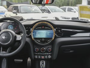 MINI JCW平价销售中 售价34.18万元起