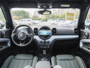 MINI COUNTRYMAN热销中 售价24.98万起