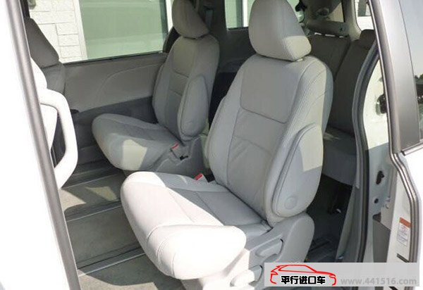2015款丰田塞纳3.5L商务车报价 性价比出众完爆