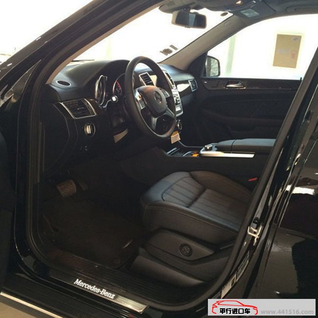 2016款奔驰GL450美规版 小窗/P01/车道包现车96.5万起