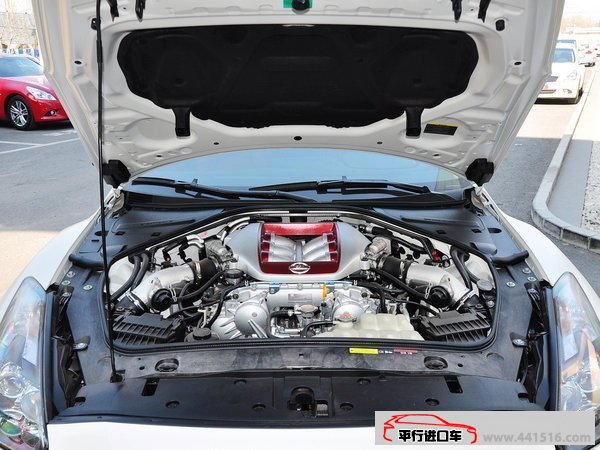 2016款日产尼桑GTR美规版 3.8超级跑车现车152万起